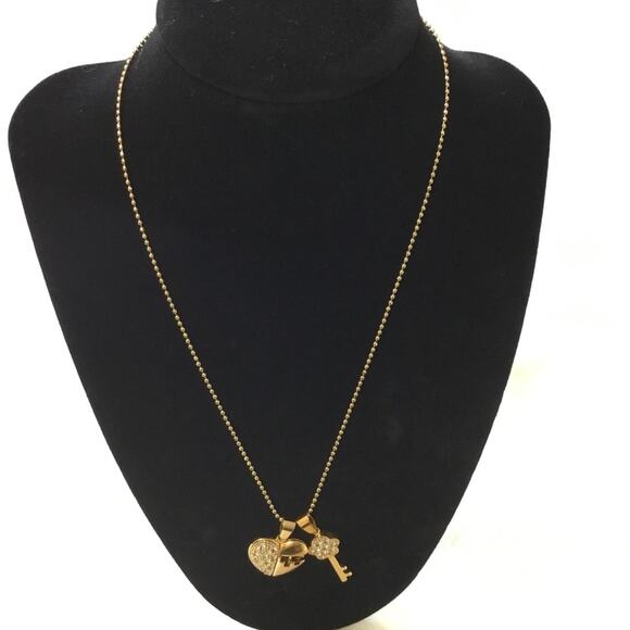 Crystal Gold Keychain w/ Heart Necklace - Picture 3 of 8